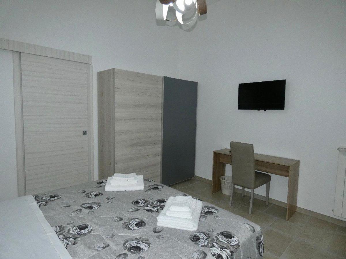 B&B La Piazzetta Fragagnano 外观 照片